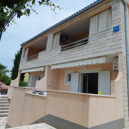Apartments Nedjeljka Ražanj 외부 사진